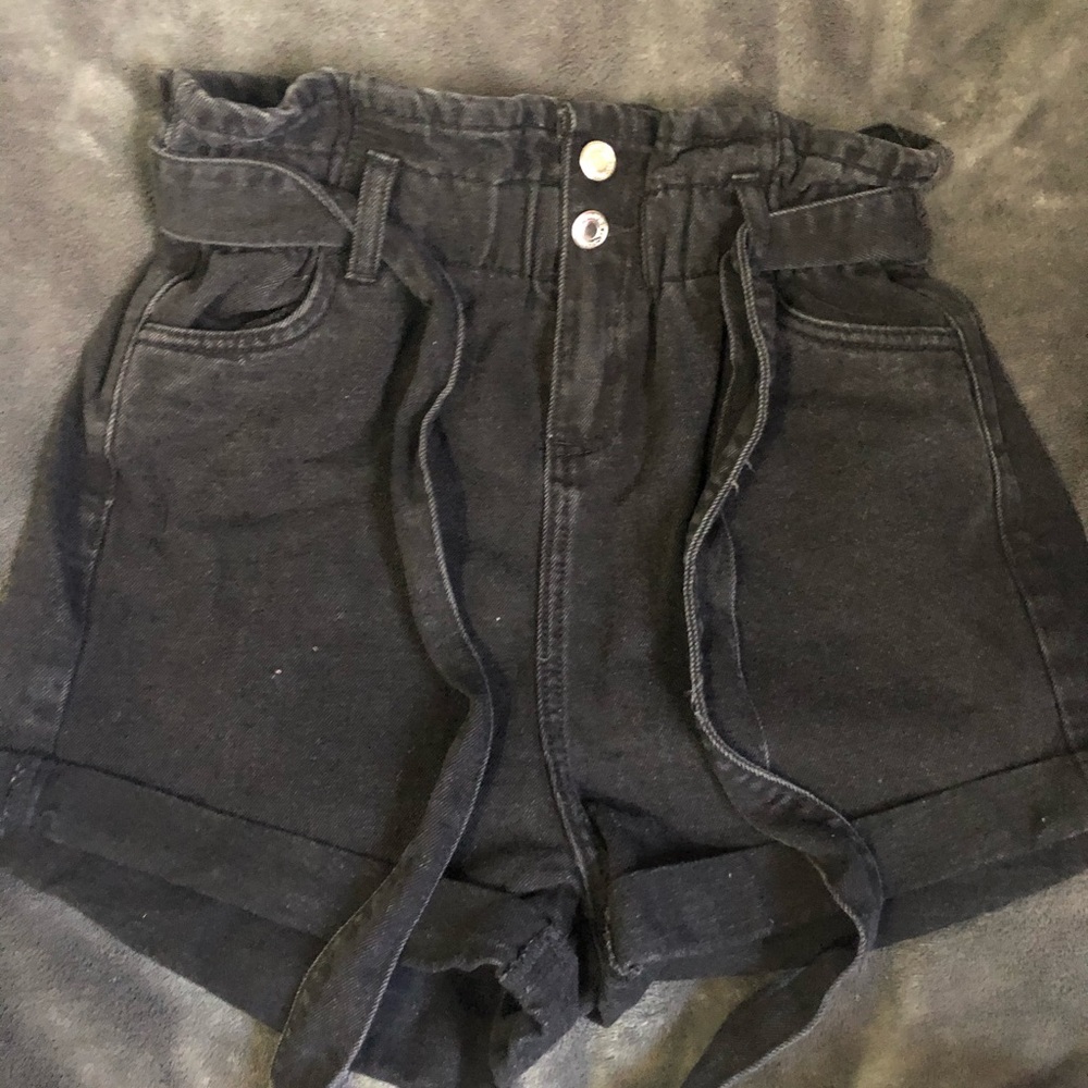 Paper bag waist black shorts